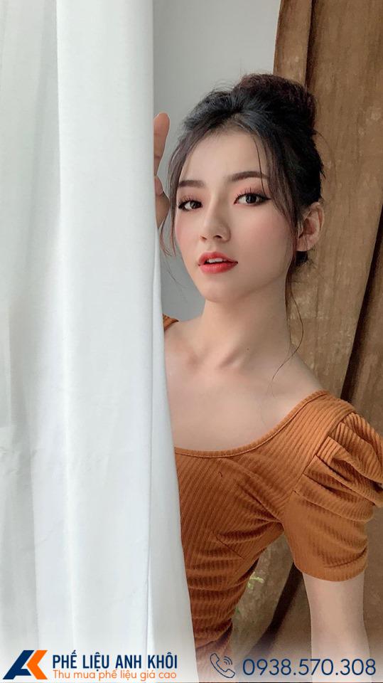 'Nữ chủ tịch' giả nghèo đi nhặt rác được dân mạng chú ý vì quá sexy, gợi cảm - 5