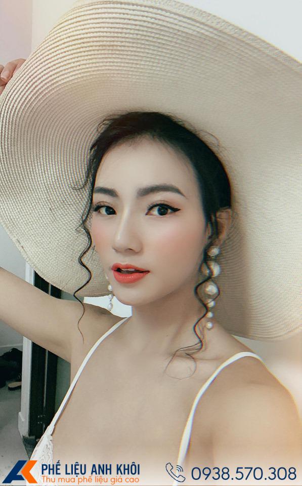 'Nữ chủ tịch' giả nghèo đi nhặt rác được dân mạng chú ý vì quá sexy, gợi cảm - 6